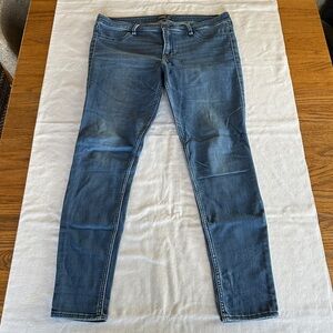 Abercrombie & Fitch Harper Low Rise Jean Legging 31L 12L